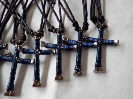 Wire Wrapped Horseshoe Nail Steel Cross Necklace for Men Women Wire Wrapped Horseshoe Nail Steel Cross Necklace for Men Women